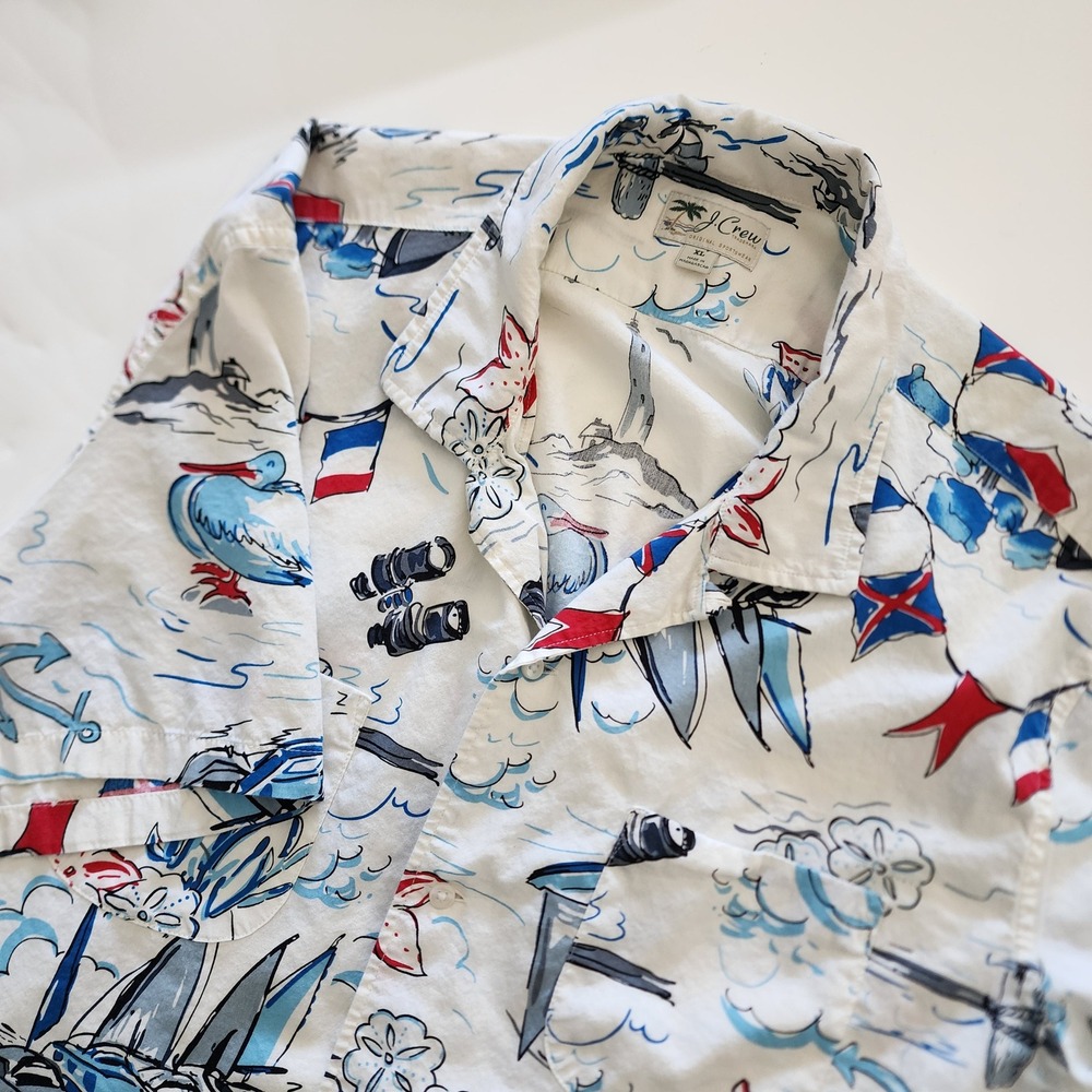 J. Crew short sleeve button front Hawaiian shirt white blue mens size XL boats